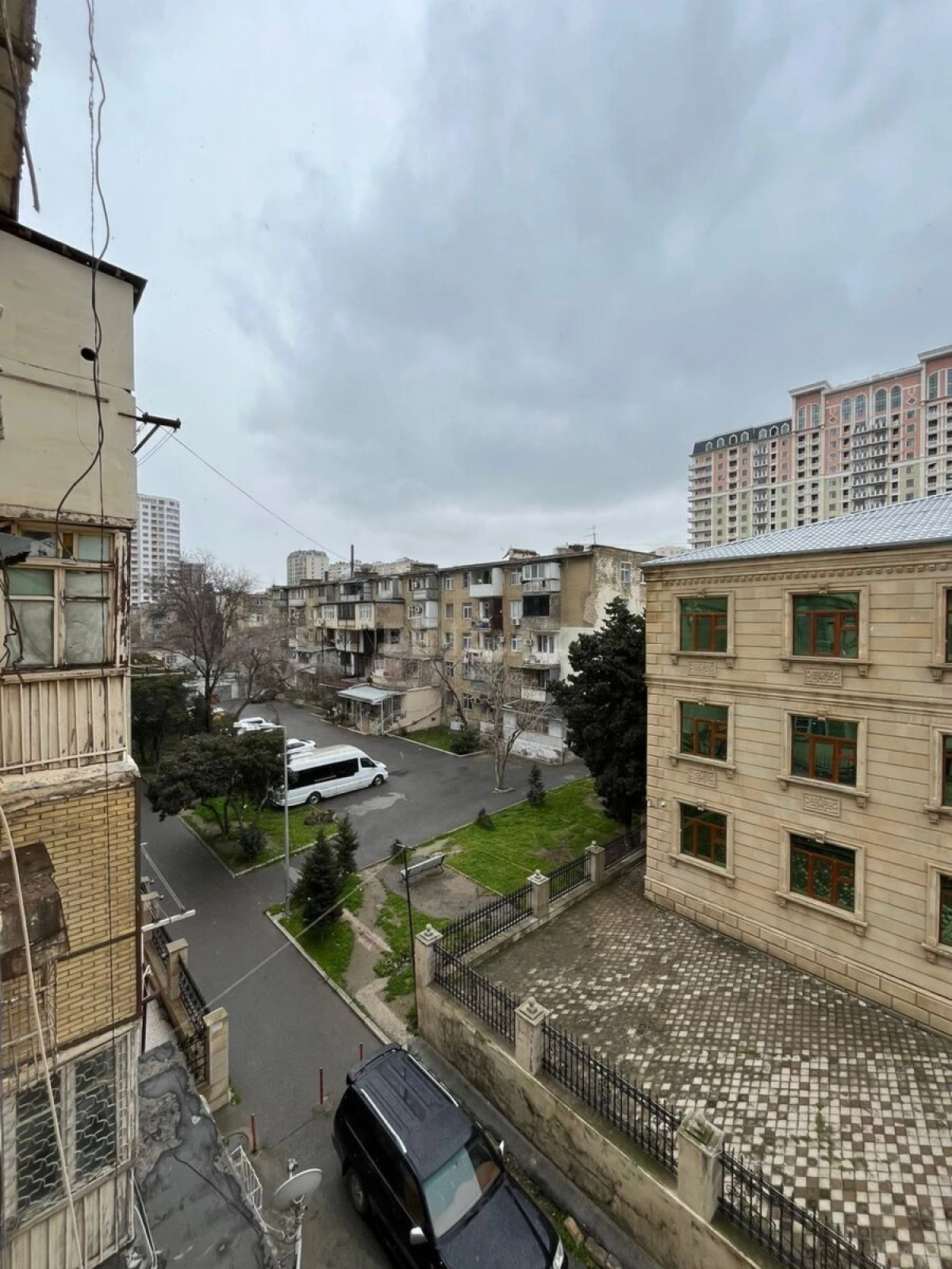 Satılır 3 otaqlı mənzil 70 m²
