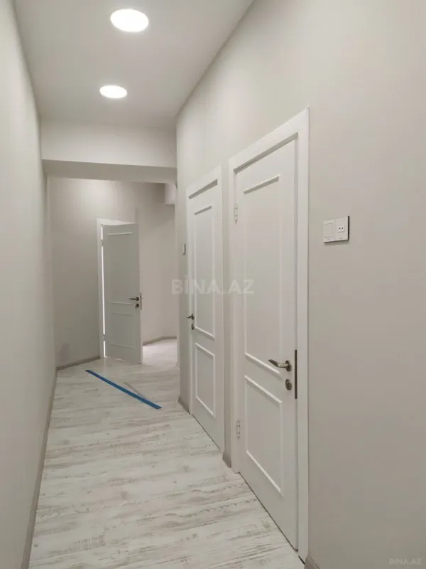 Kirayə verilir obyekt 378 m²