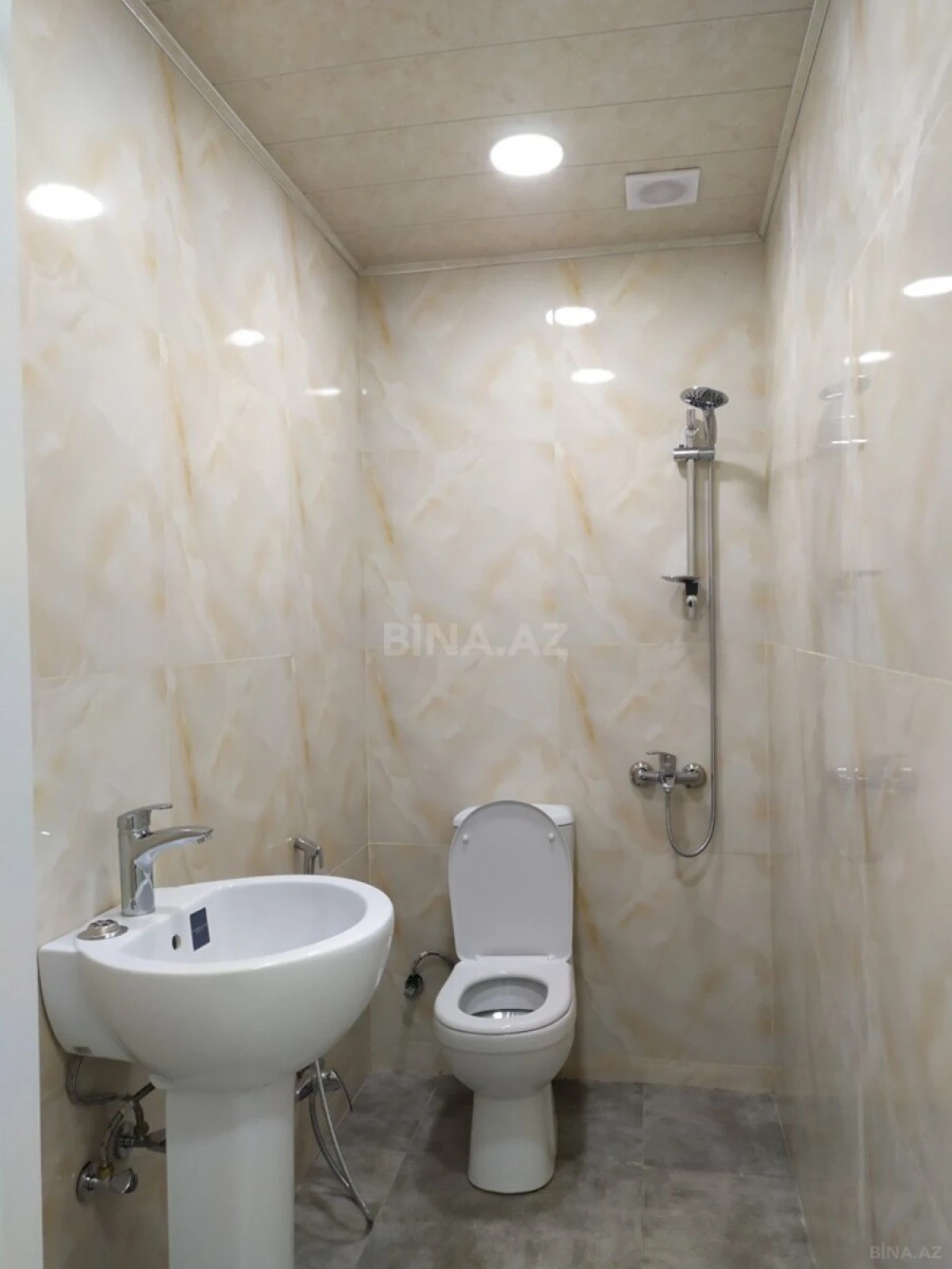 Kirayə verilir obyekt 378 m²