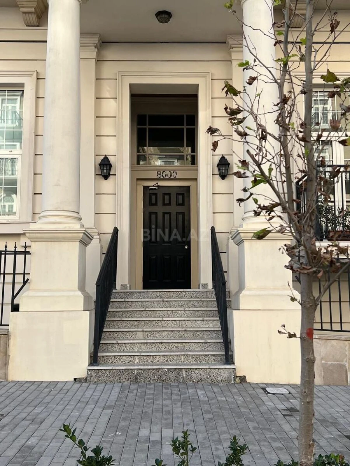 Kirayə verilir 3 otaqlı mənzil 140 m²