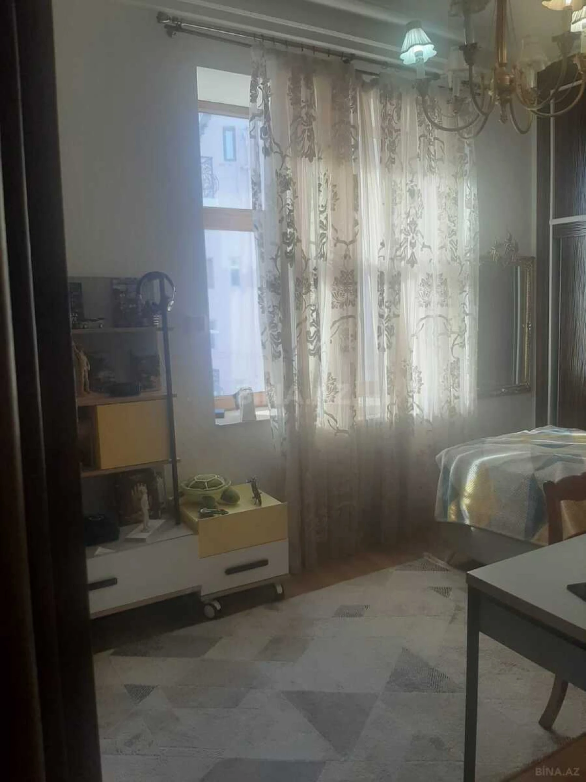 Satılır 3 otaqlı mənzil 90 m²
