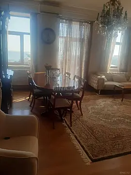 Satılır 3 otaqlı mənzil 90 m²