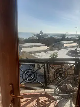 Satılır 3 otaqlı mənzil 90 m²