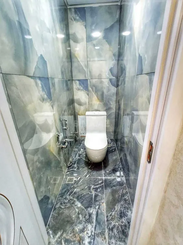 Satılır 4 otaqlı mənzil 179 m²