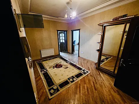 Kirayə verilir 2 otaqlı mənzil 100 m²