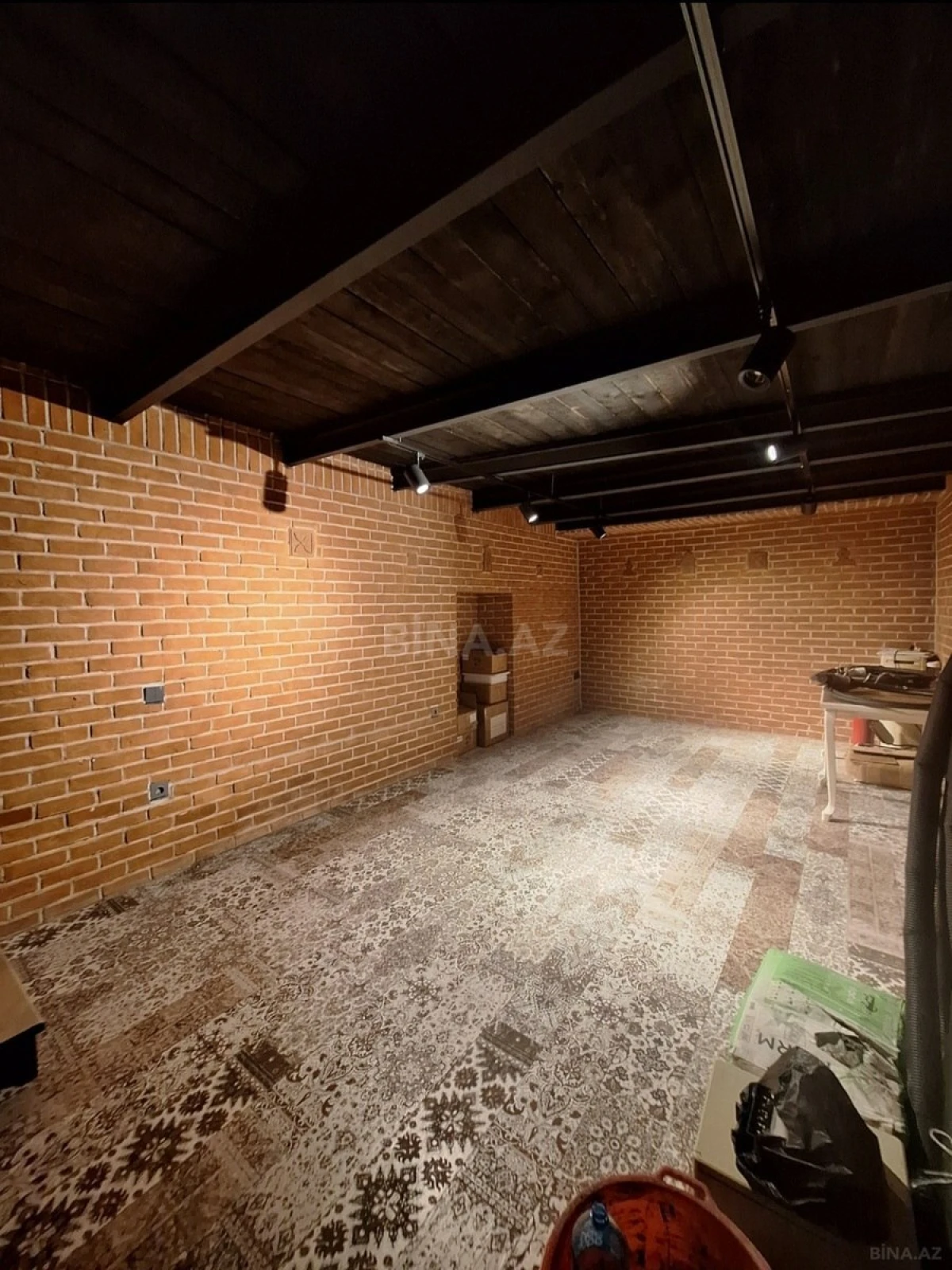 Kirayə verilir obyekt 60 m²