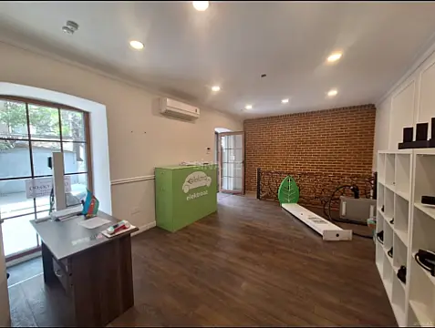 Kirayə verilir obyekt 60 m²