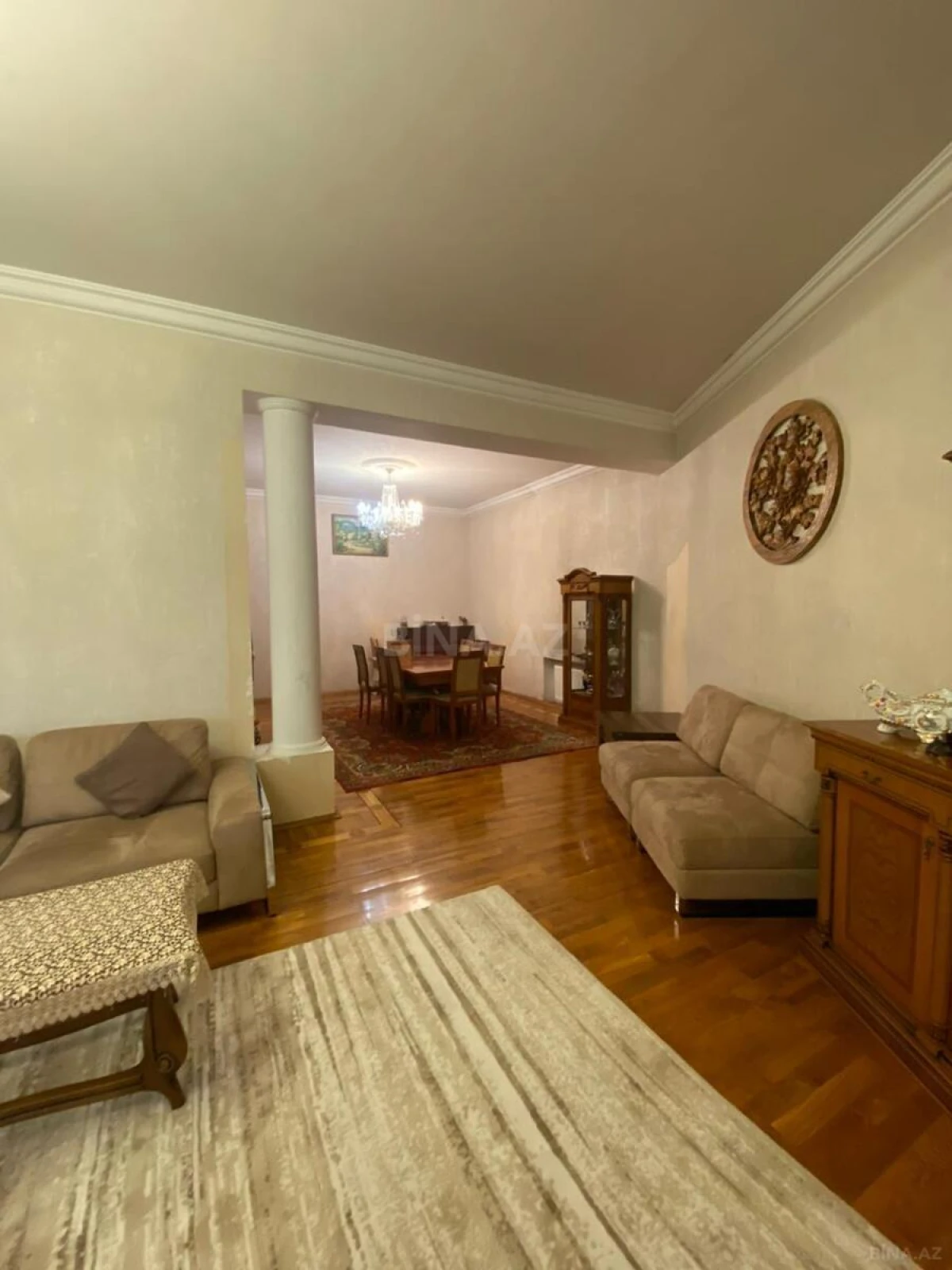 Satılır 6 otaqlı həyət evi 400 m²