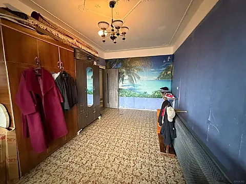 Satılır 4 otaqlı mənzil 89 m²