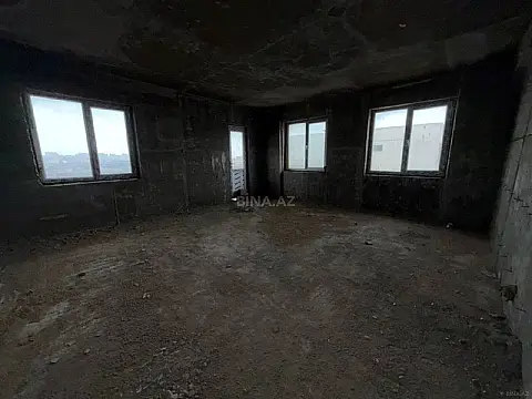 Satılır 4 otaqlı mənzil 140 m²