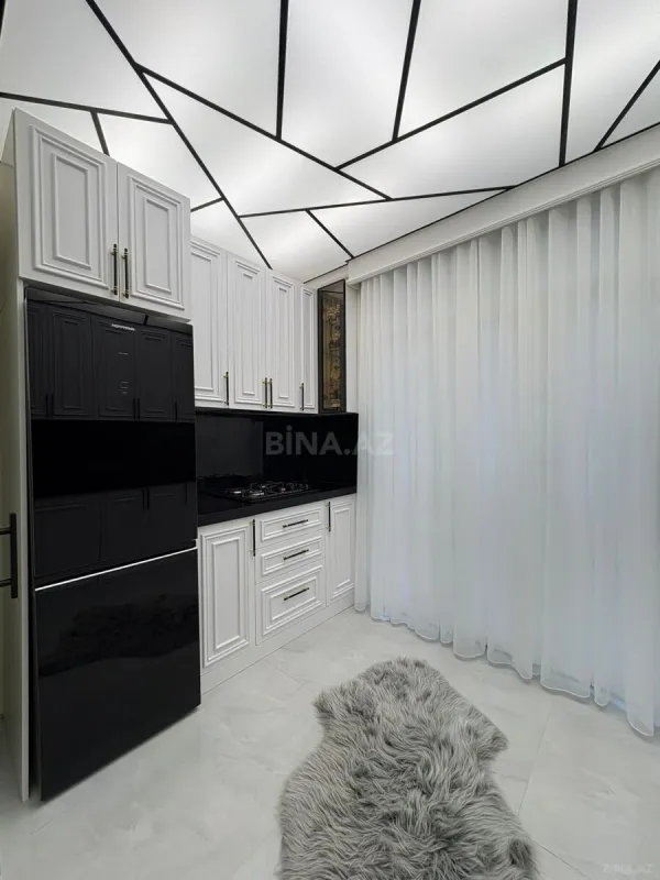 Satılır 3 otaqlı mənzil 95 m²