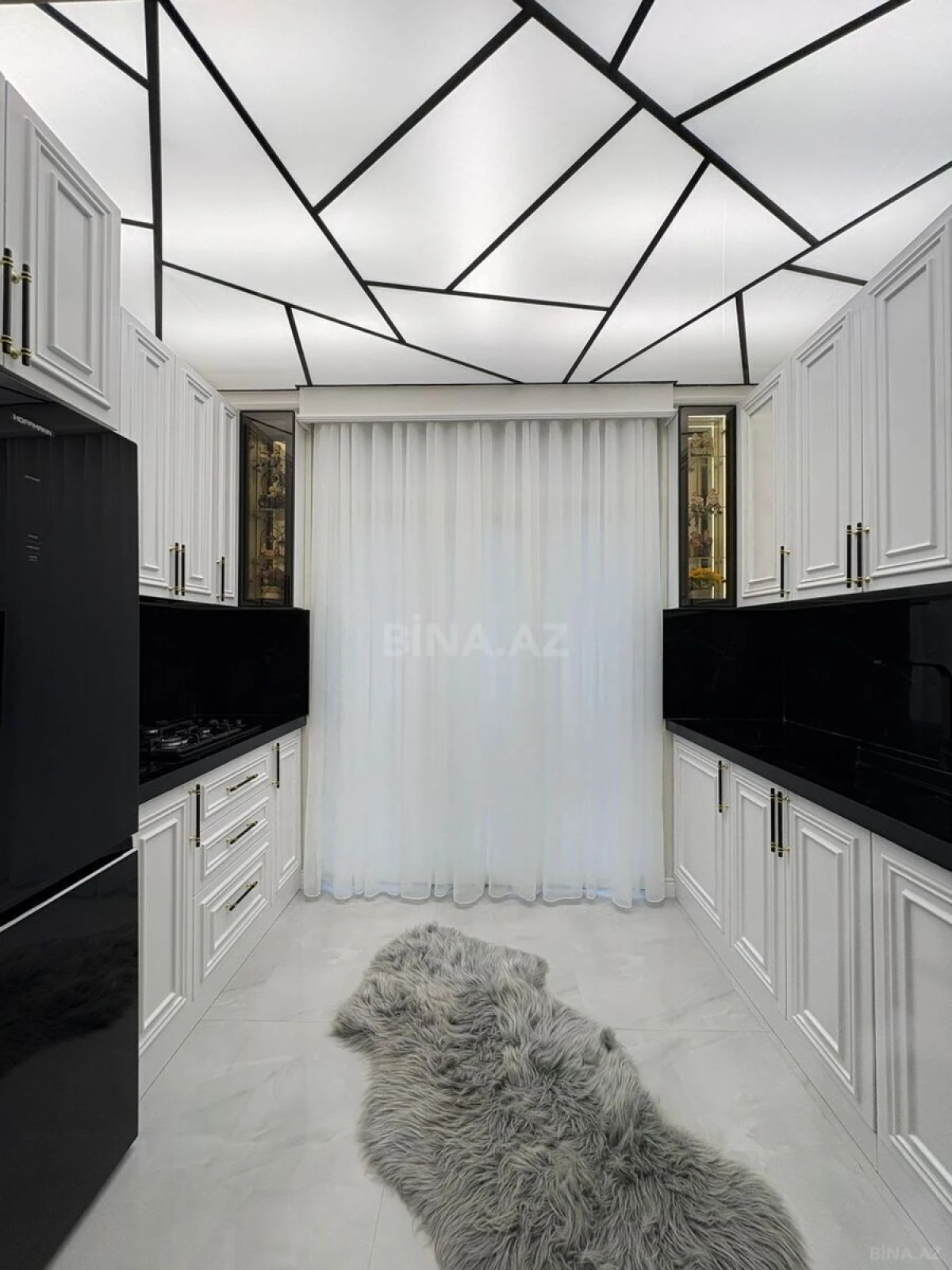 Satılır 3 otaqlı mənzil 95 m²