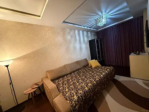 Satılır 1 otaqlı mənzil 47 m²