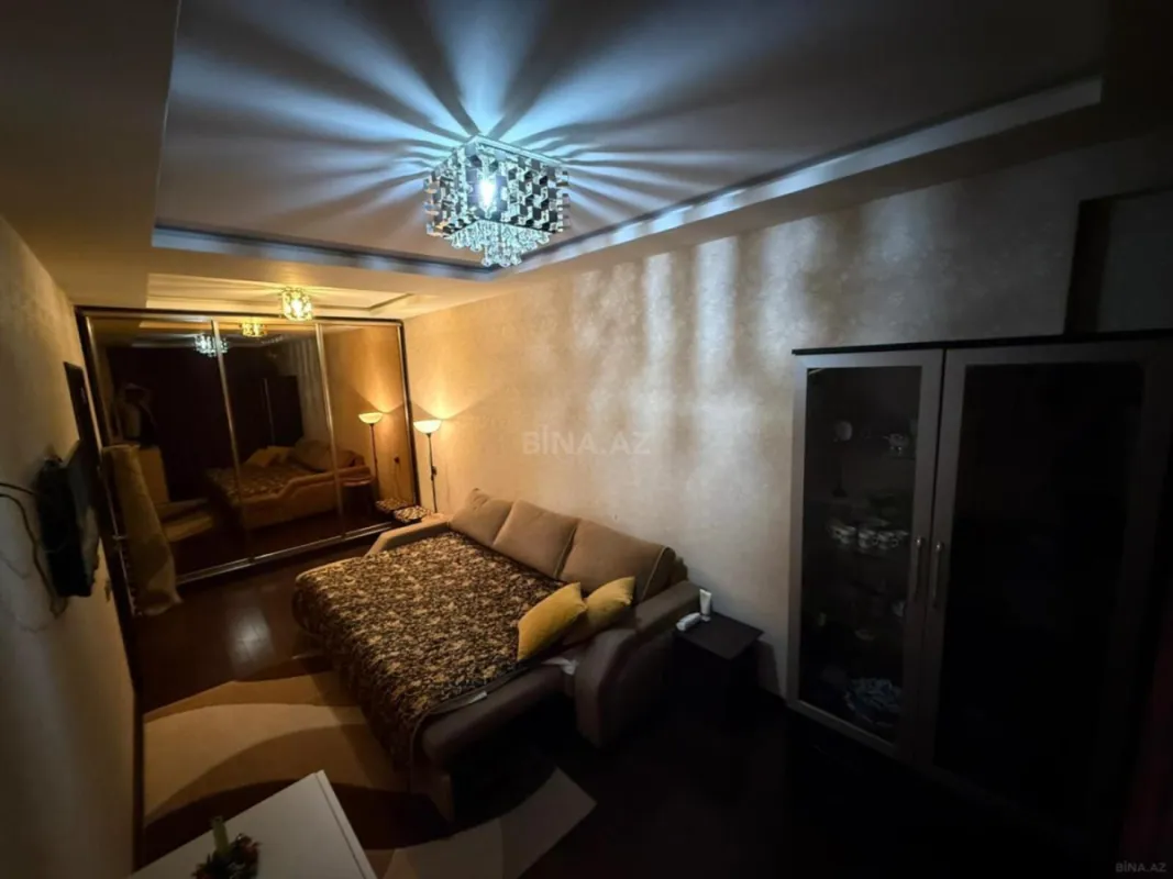 Satılır 1 otaqlı mənzil 47 m²