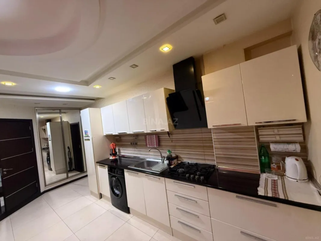 Satılır 1 otaqlı mənzil 47 m²
