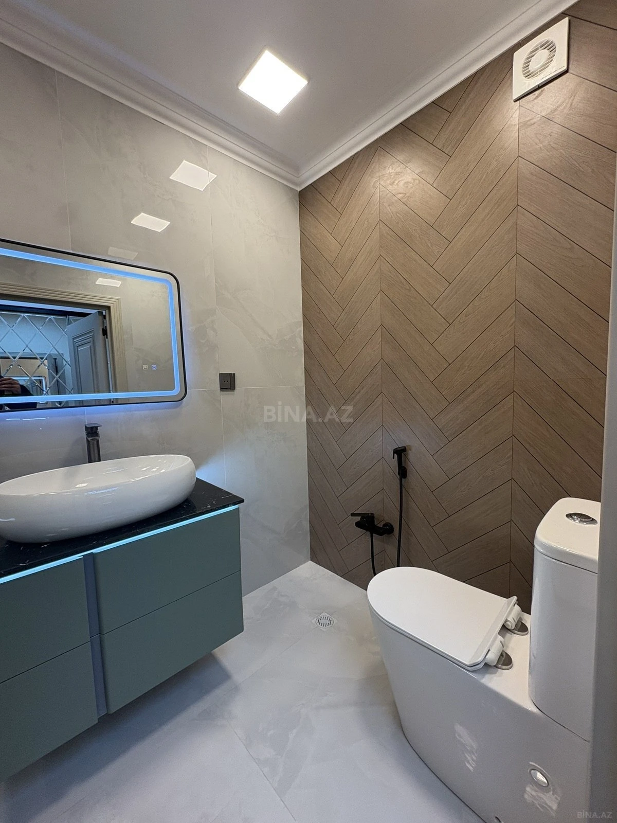 Satılır 3 otaqlı mənzil 100 m²