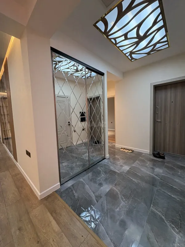 Satılır 3 otaqlı mənzil 100 m²