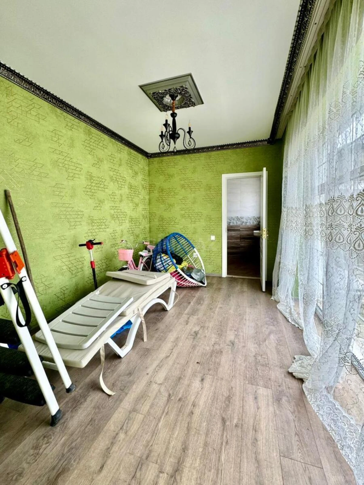 Satılır 7 otaqlı həyət evi 200 m²