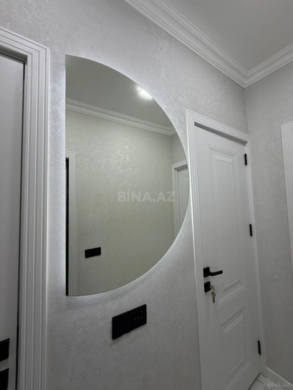 Satılır 2 otaqlı mənzil 55 m²