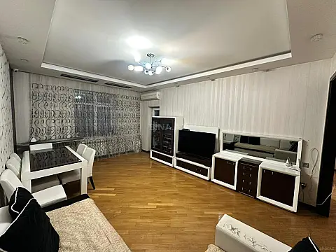 Satılır 3 otaqlı mənzil 120 m²