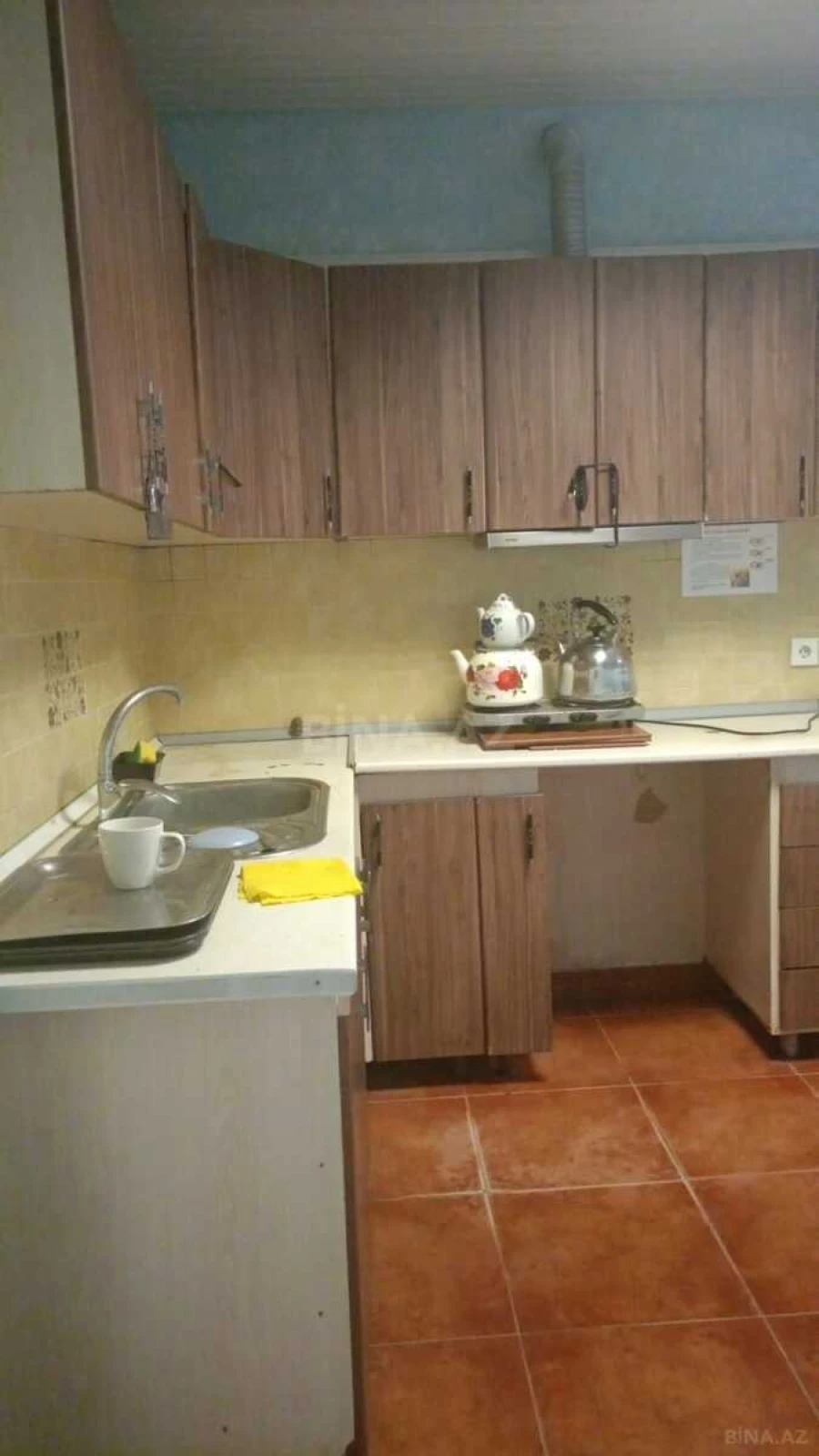 Satılır obyekt 1600 m²