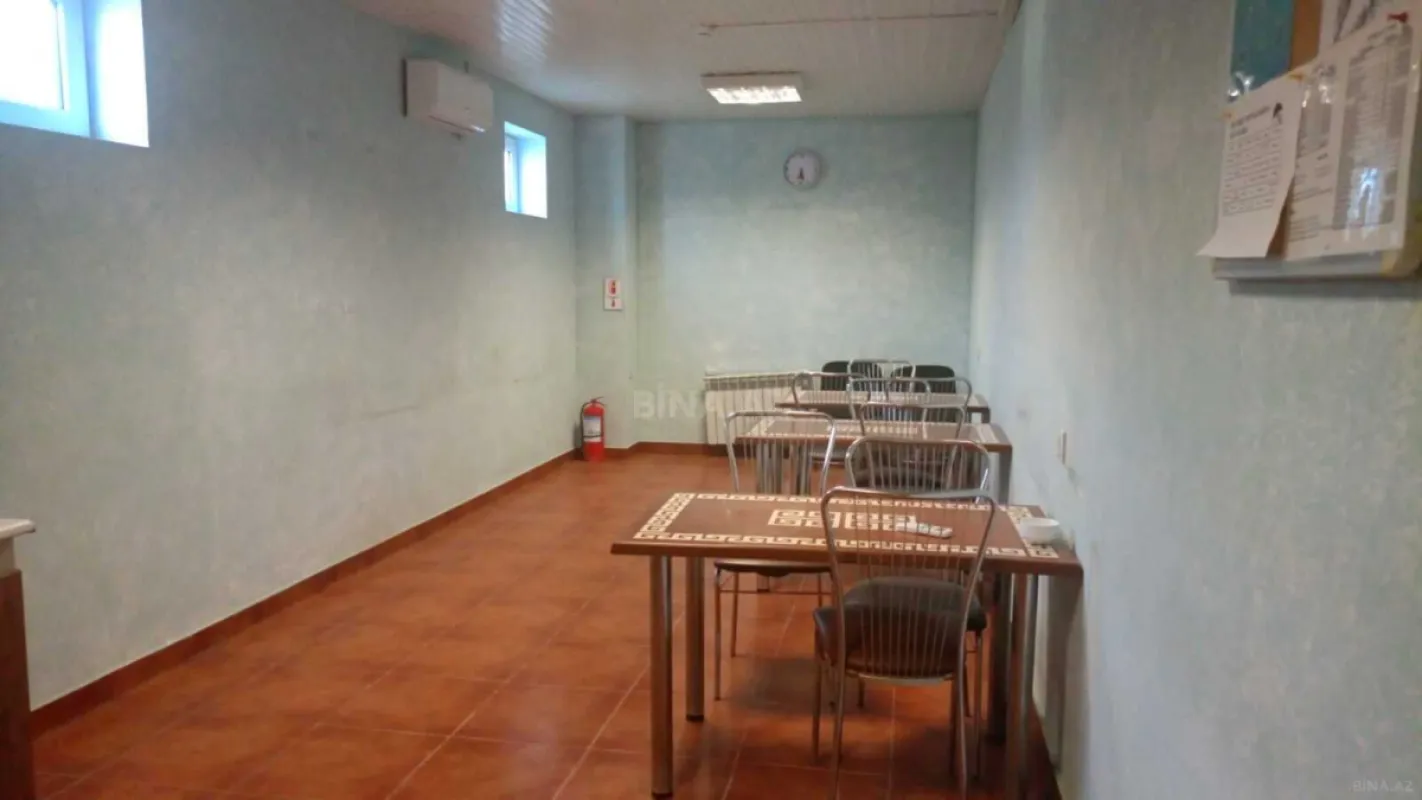 Satılır obyekt 1600 m²