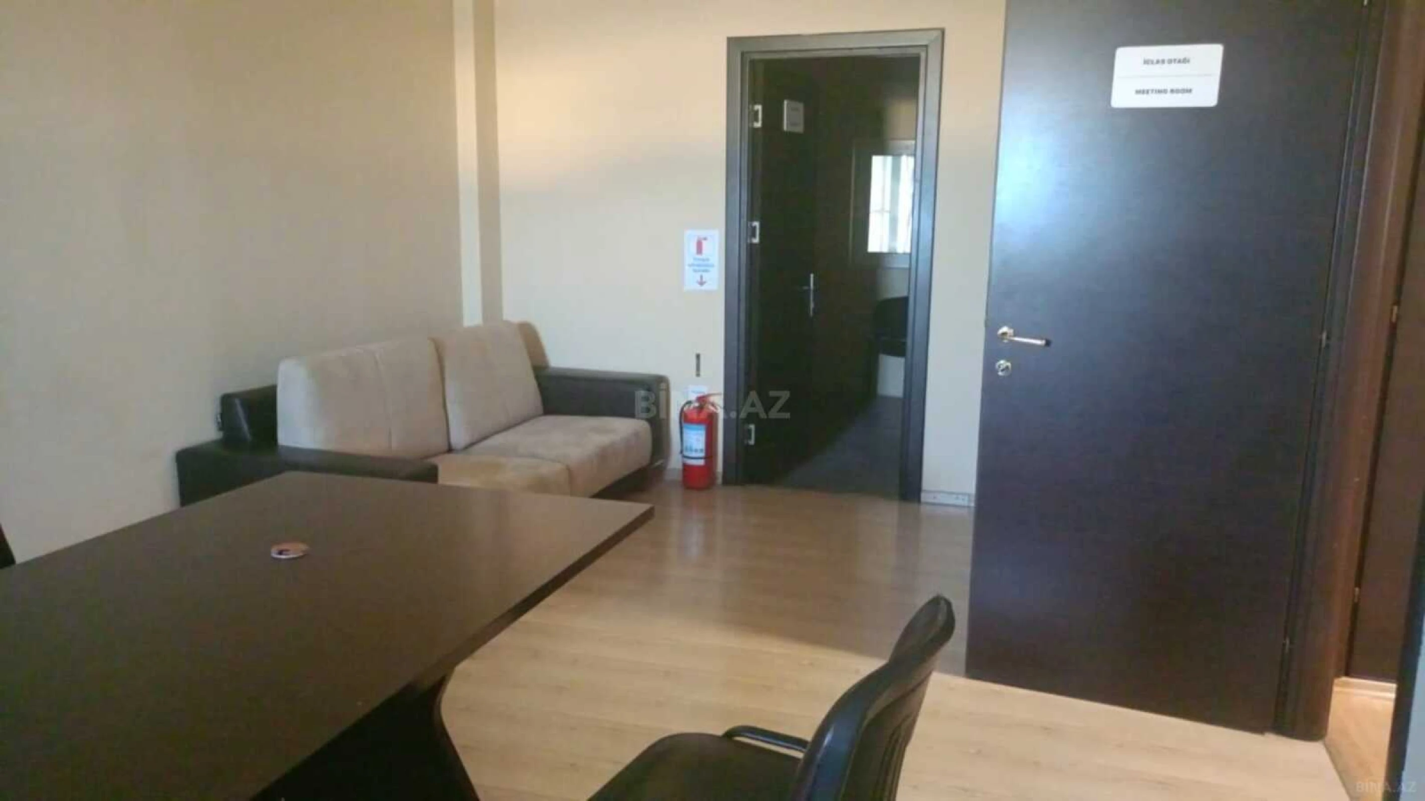 Satılır obyekt 1600 m²