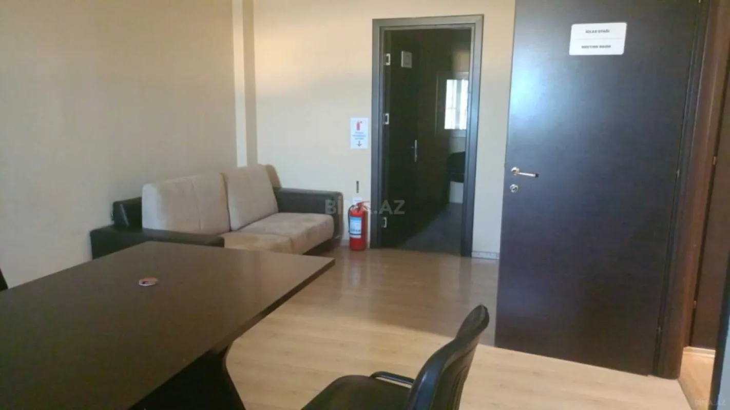 Satılır obyekt 1600 m²