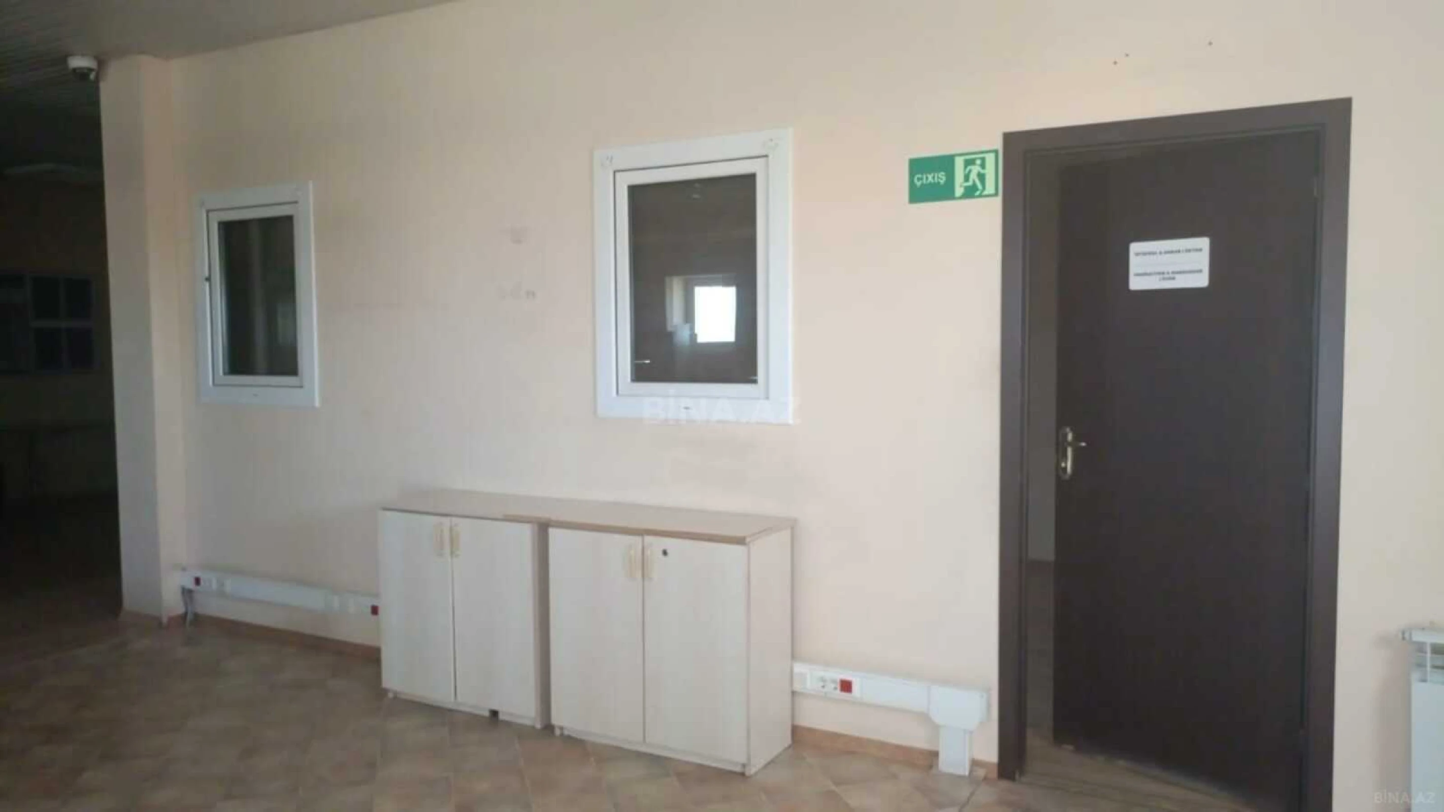 Satılır obyekt 1600 m²