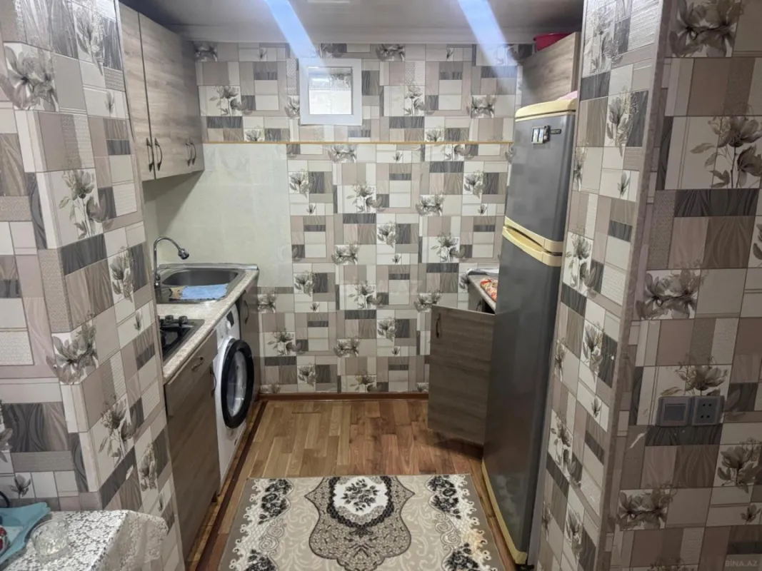 Satılır 4 otaqlı mənzil 110 m²