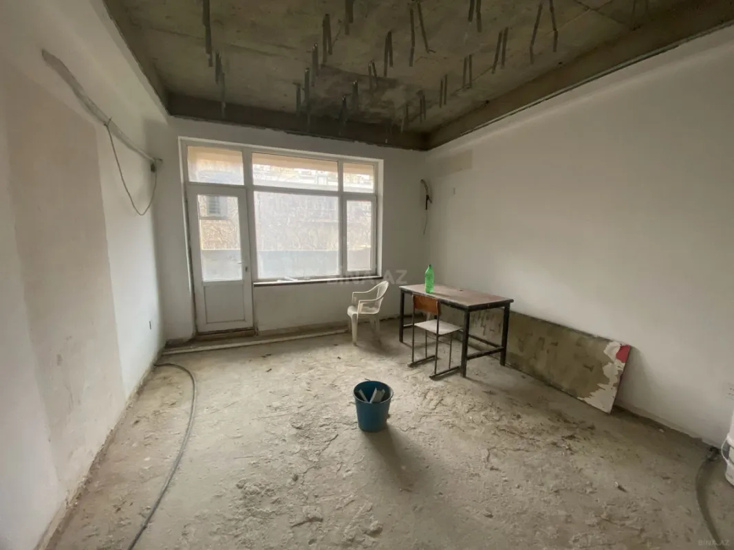 Satılır 2 otaqlı mənzil 115 m²