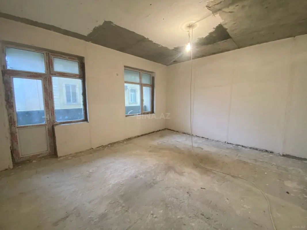 Satılır 2 otaqlı mənzil 115 m²