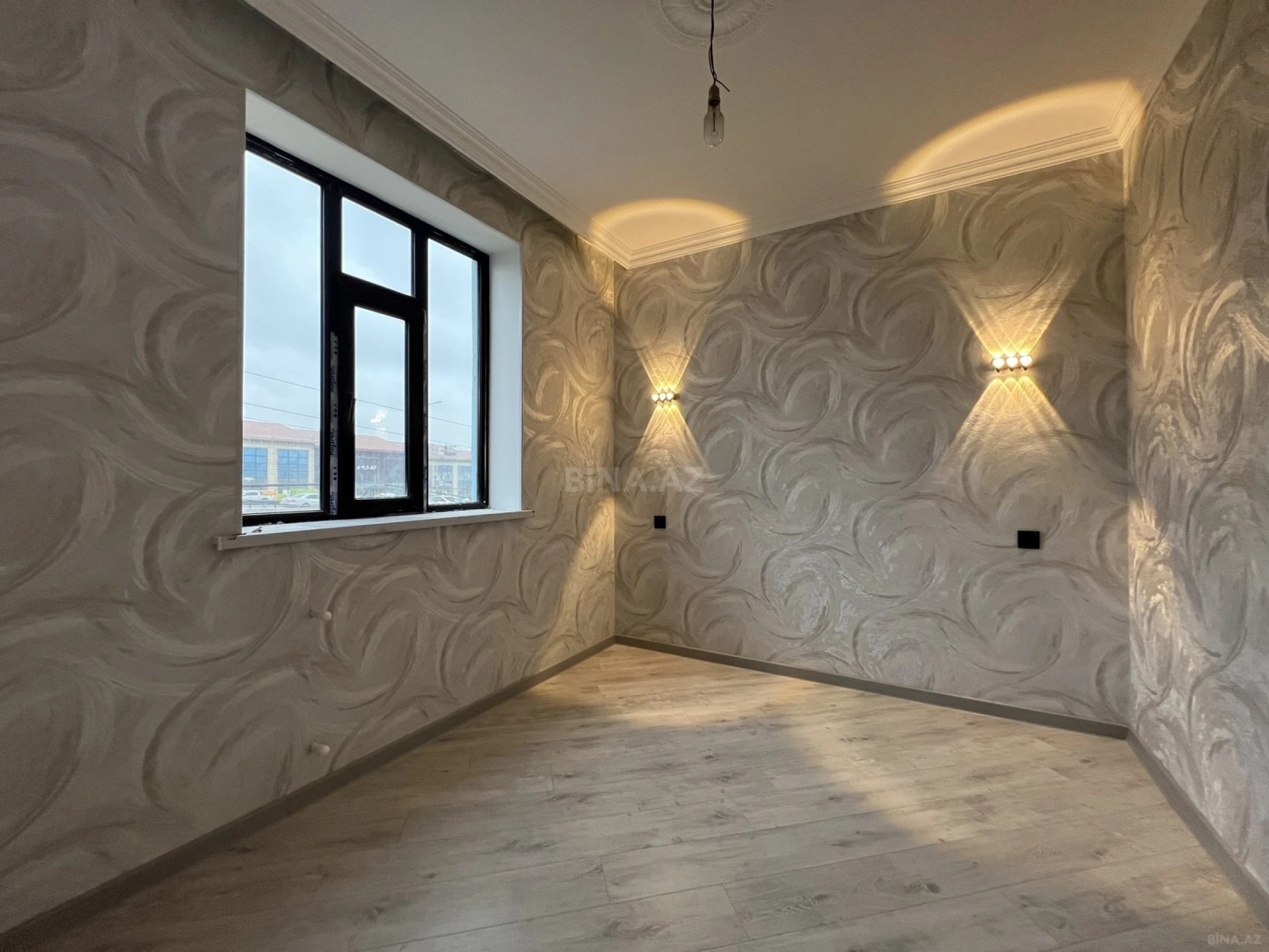 Satılır 4 otaqlı həyət evi 130 m²