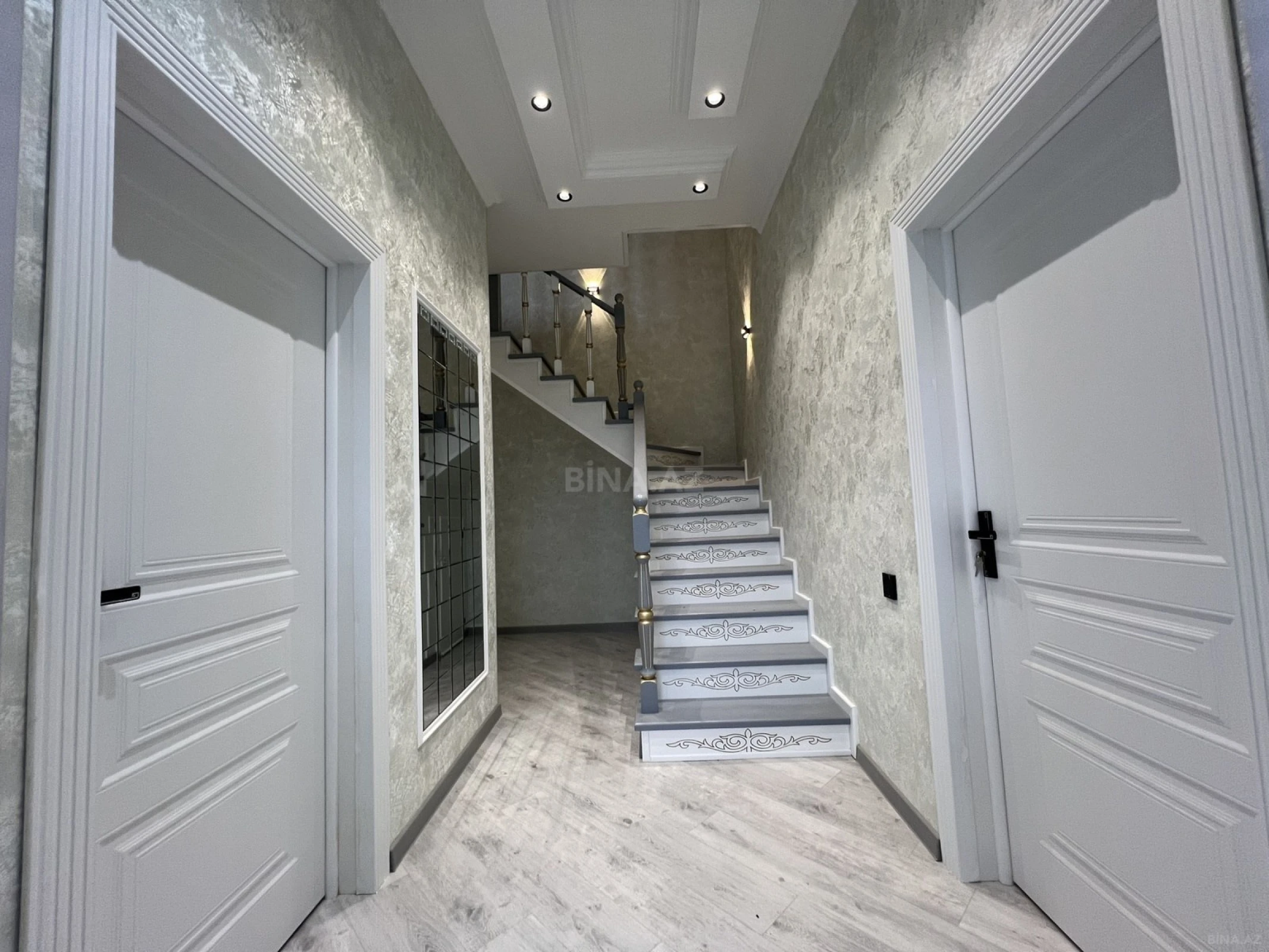 Satılır 4 otaqlı həyət evi 130 m²