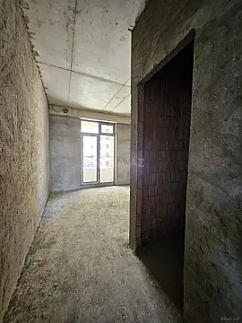 Satılır 4 otaqlı mənzil 160 m²