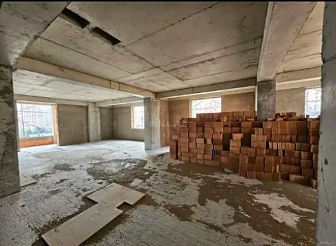 Satılır 4 otaqlı mənzil 160 m²