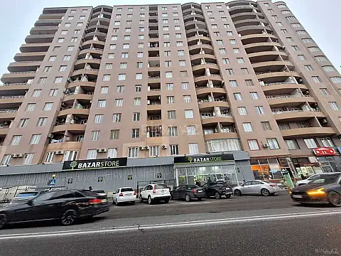 Satılır 3 otaqlı mənzil 127 m²