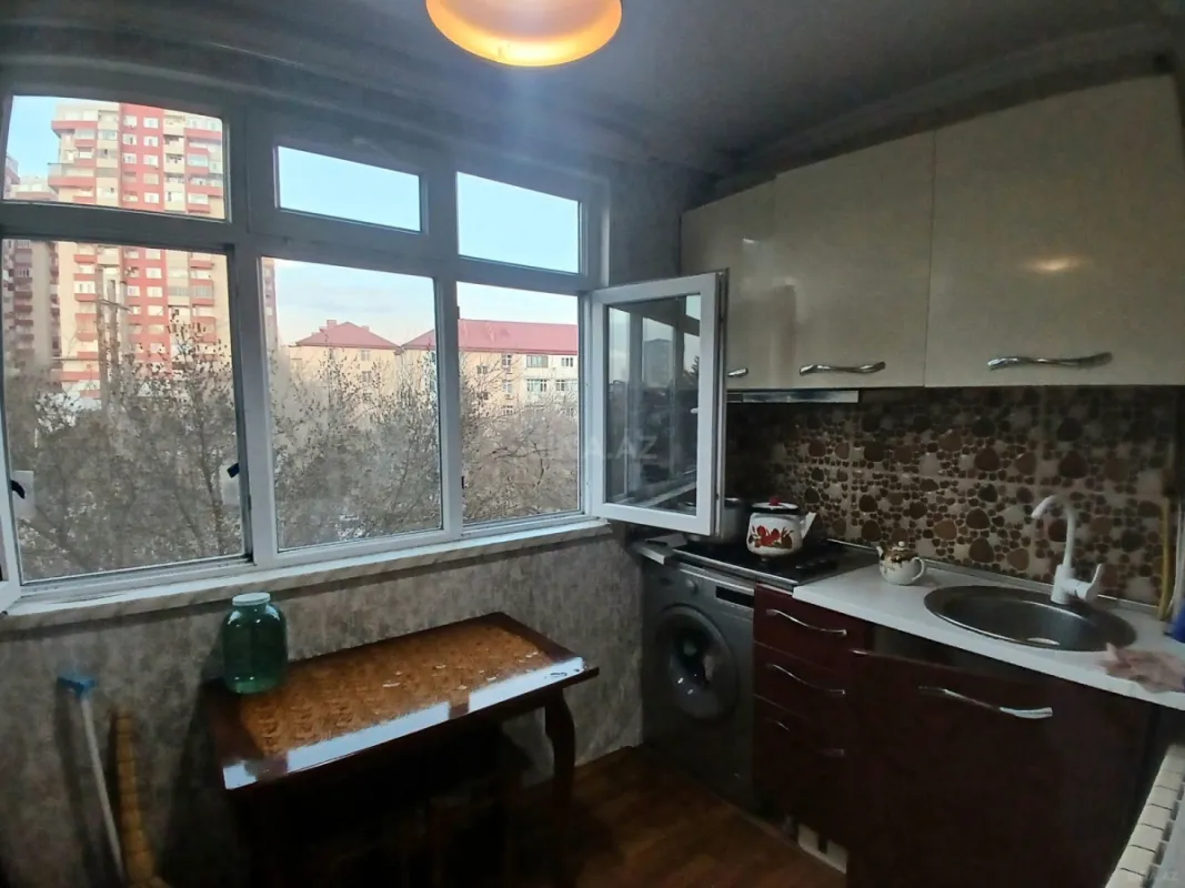 Satılır 3 otaqlı mənzil 70 m²