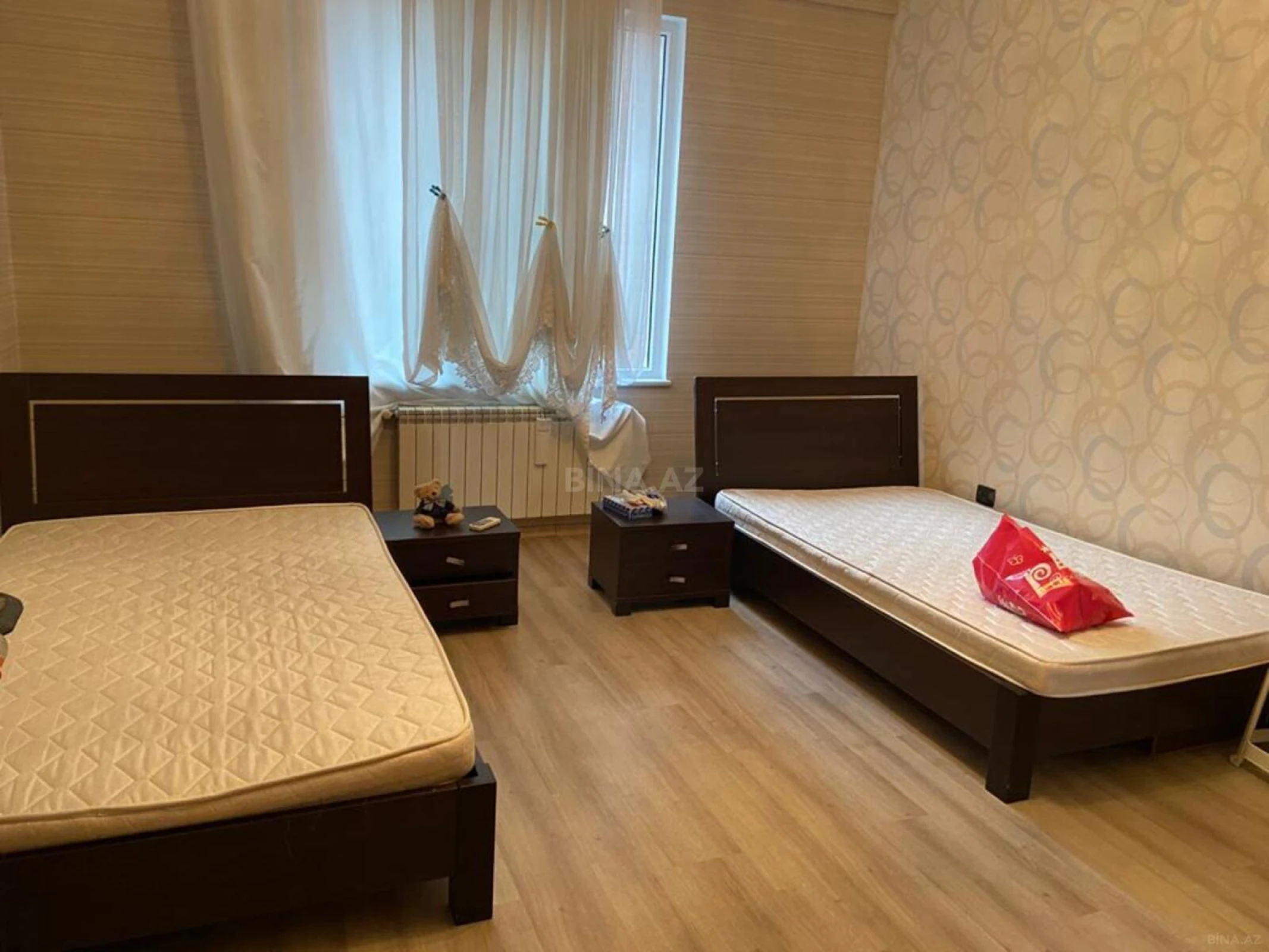 Kirayə verilir 3 otaqlı mənzil 130 m²