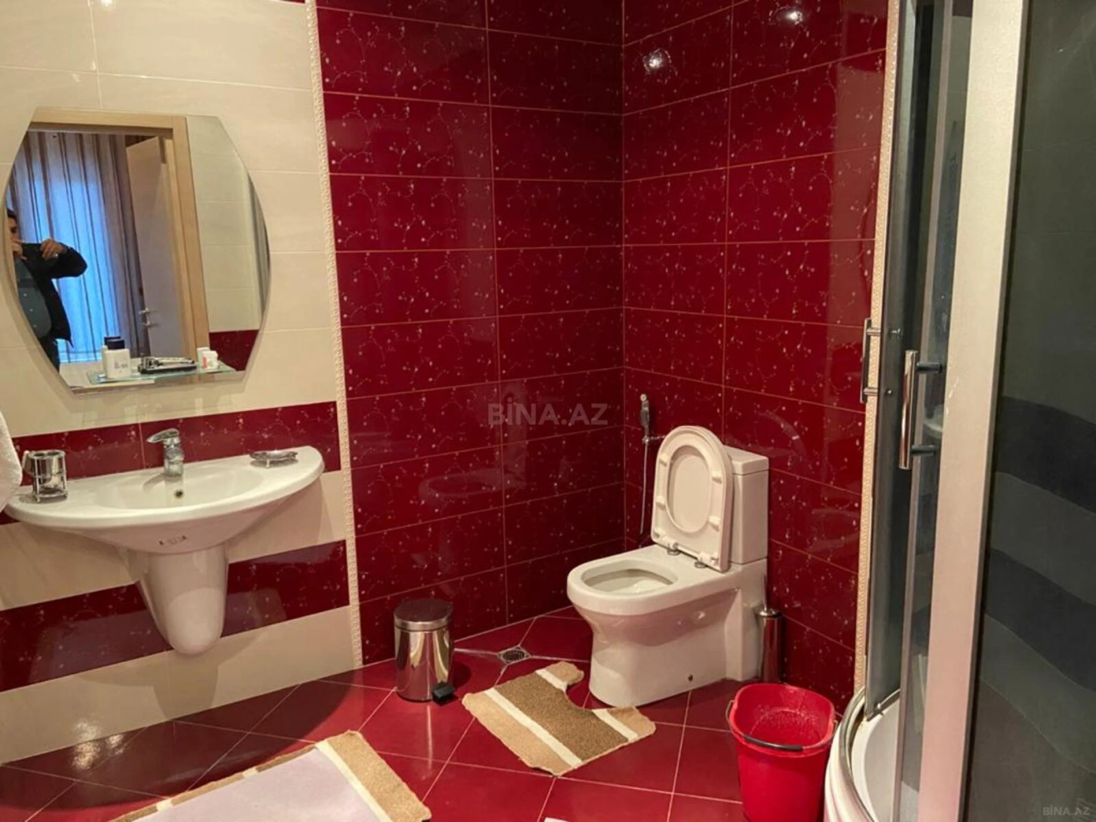 Kirayə verilir 3 otaqlı mənzil 130 m²