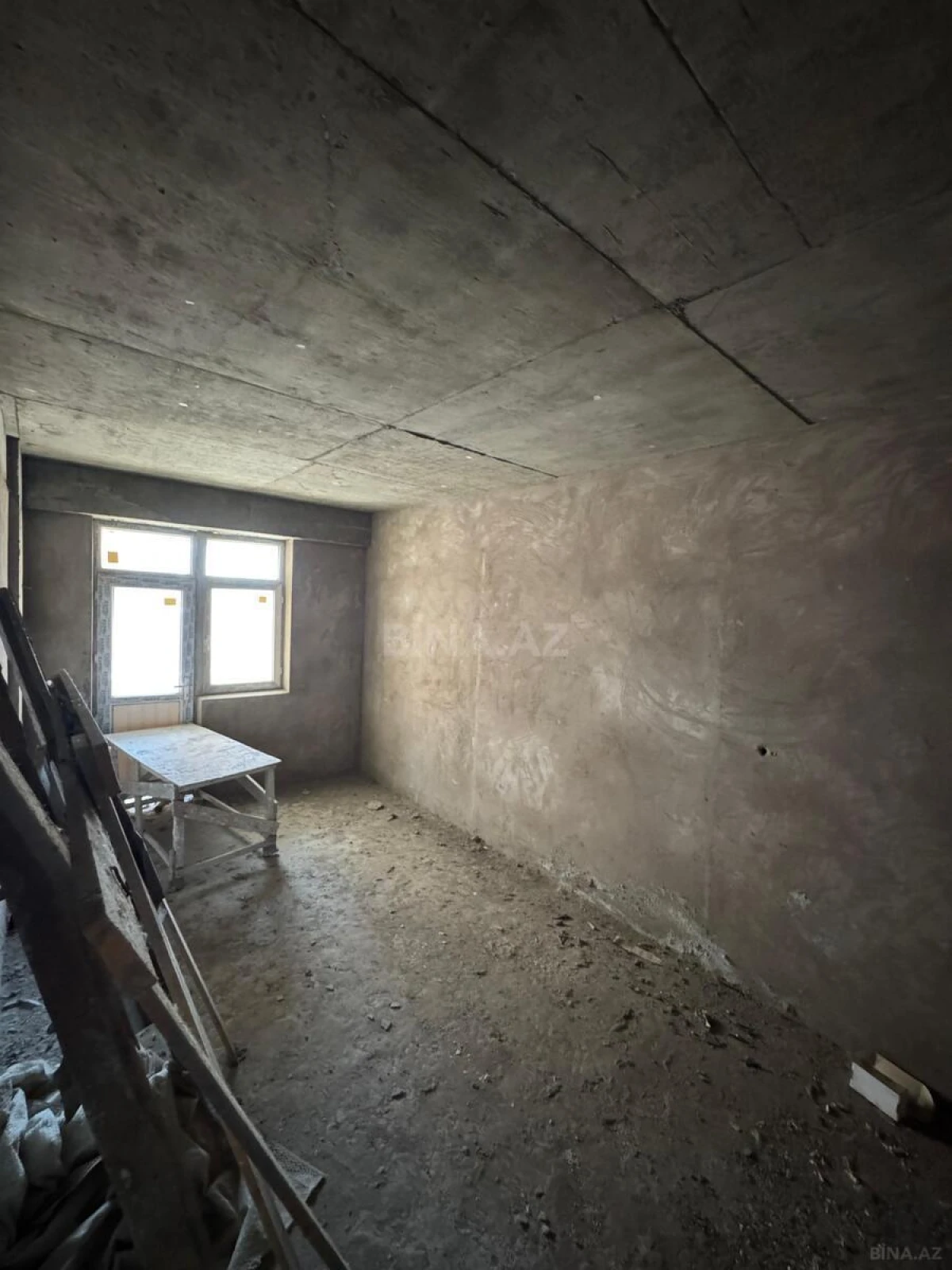 Satılır 3 otaqlı mənzil 99 m²