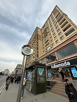 Satılır 3 otaqlı mənzil 99 m² — Bakı, İnşaatçılar 3 otaq 99.00 m²