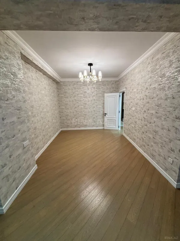 Satılır 2 otaqlı mənzil 70 m²