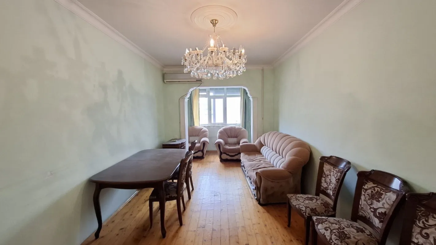 Satılır 3 otaqlı mənzil 90 m²