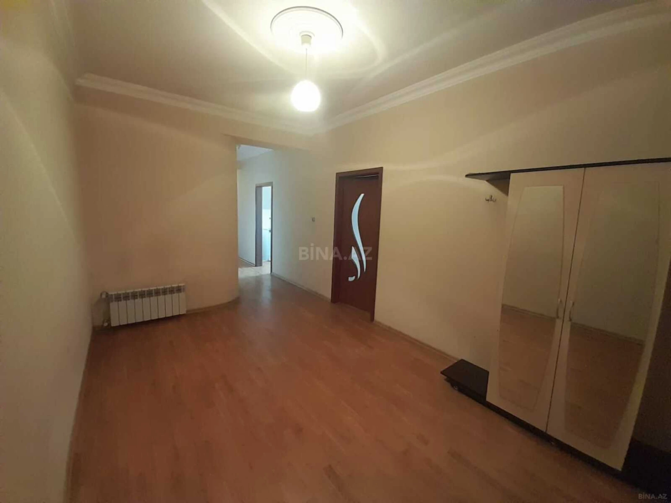 Satılır 3 otaqlı mənzil 128 m²