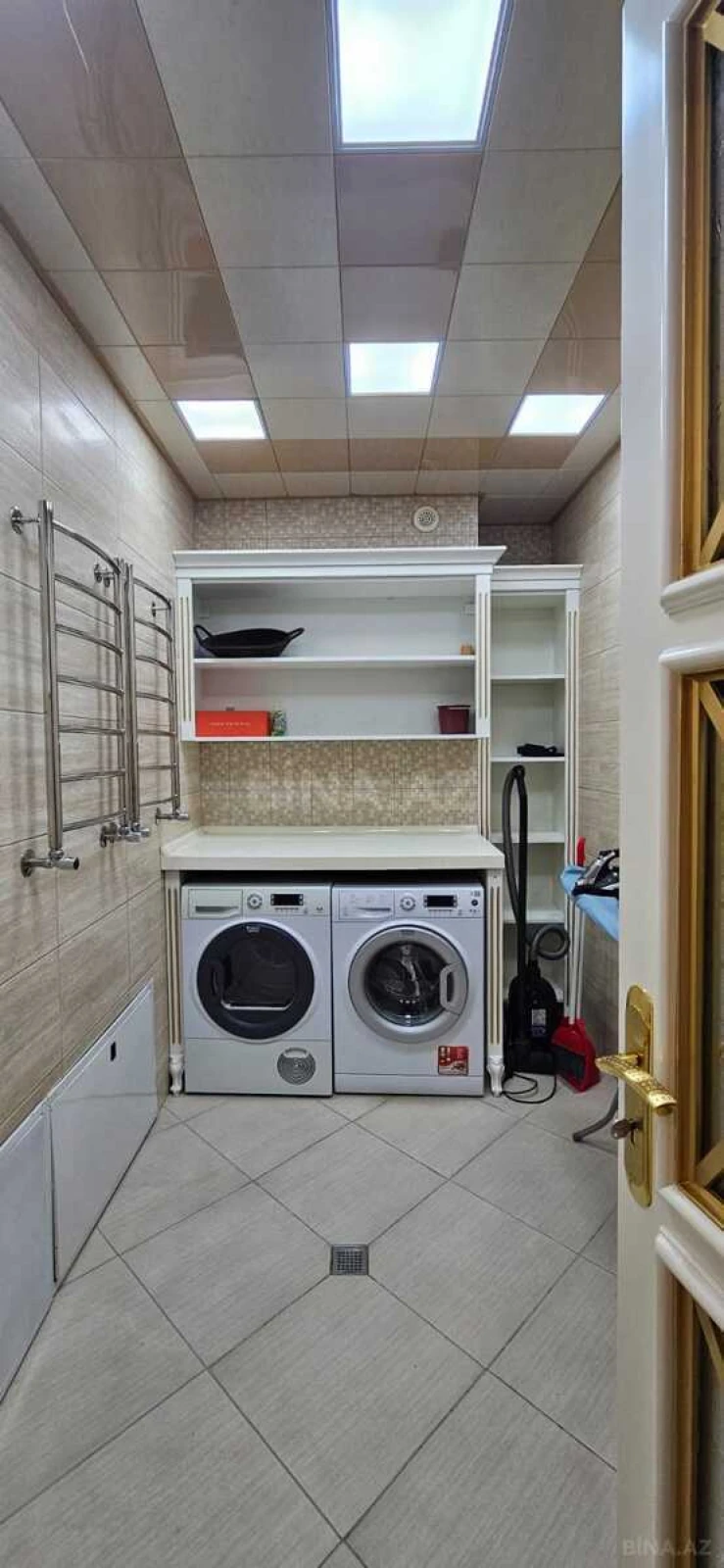 Kirayə verilir 4 otaqlı mənzil 210 m²