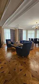 Kirayə verilir 4 otaqlı mənzil 210 m² — Bakı, Səbail 4 otaq 210.00 m²