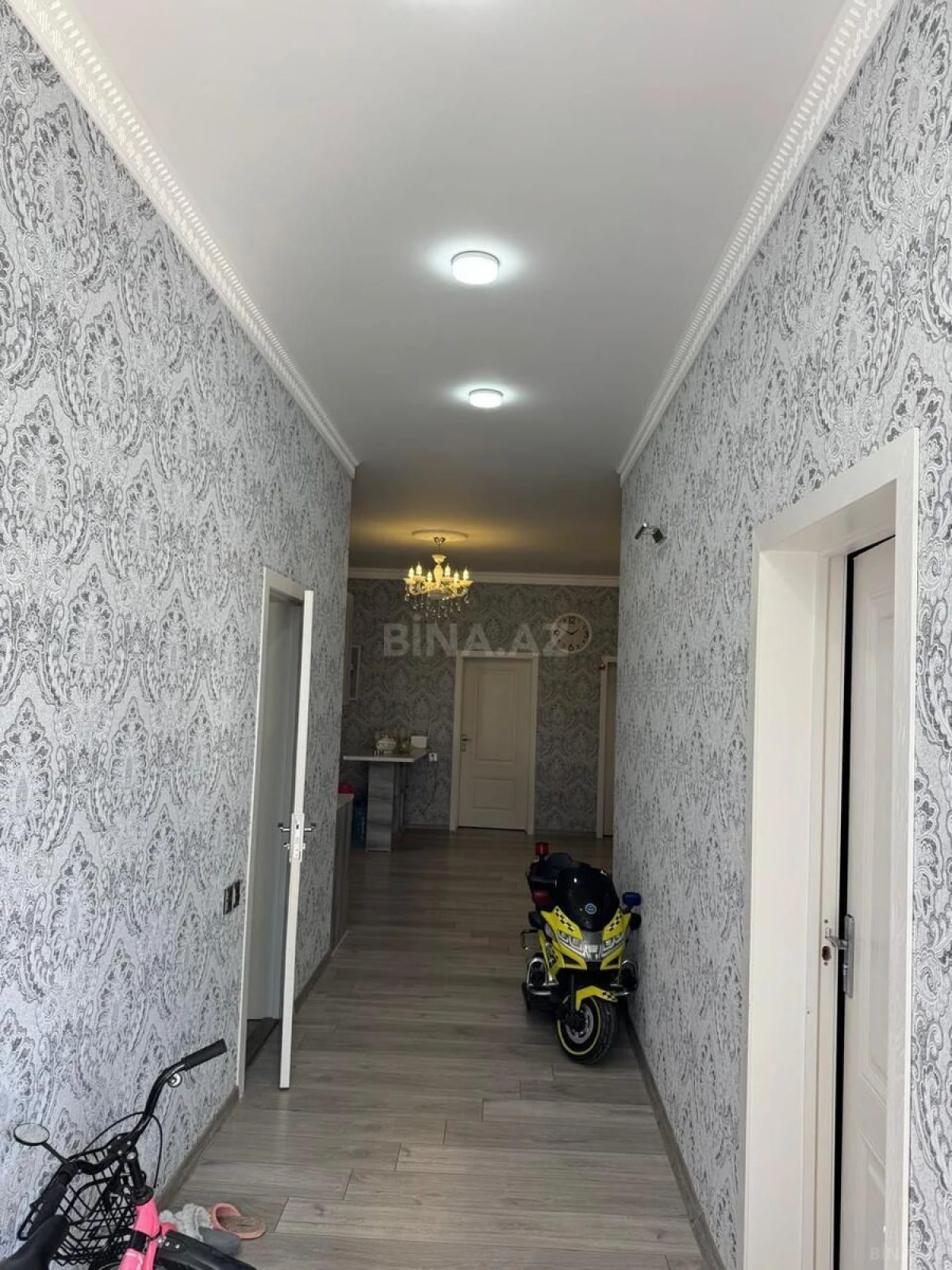 Satılır 4 otaqlı həyət evi 180 m²