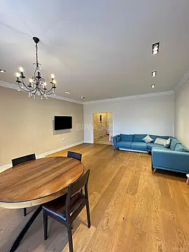 Satılır 3 otaqlı mənzil 170 m²