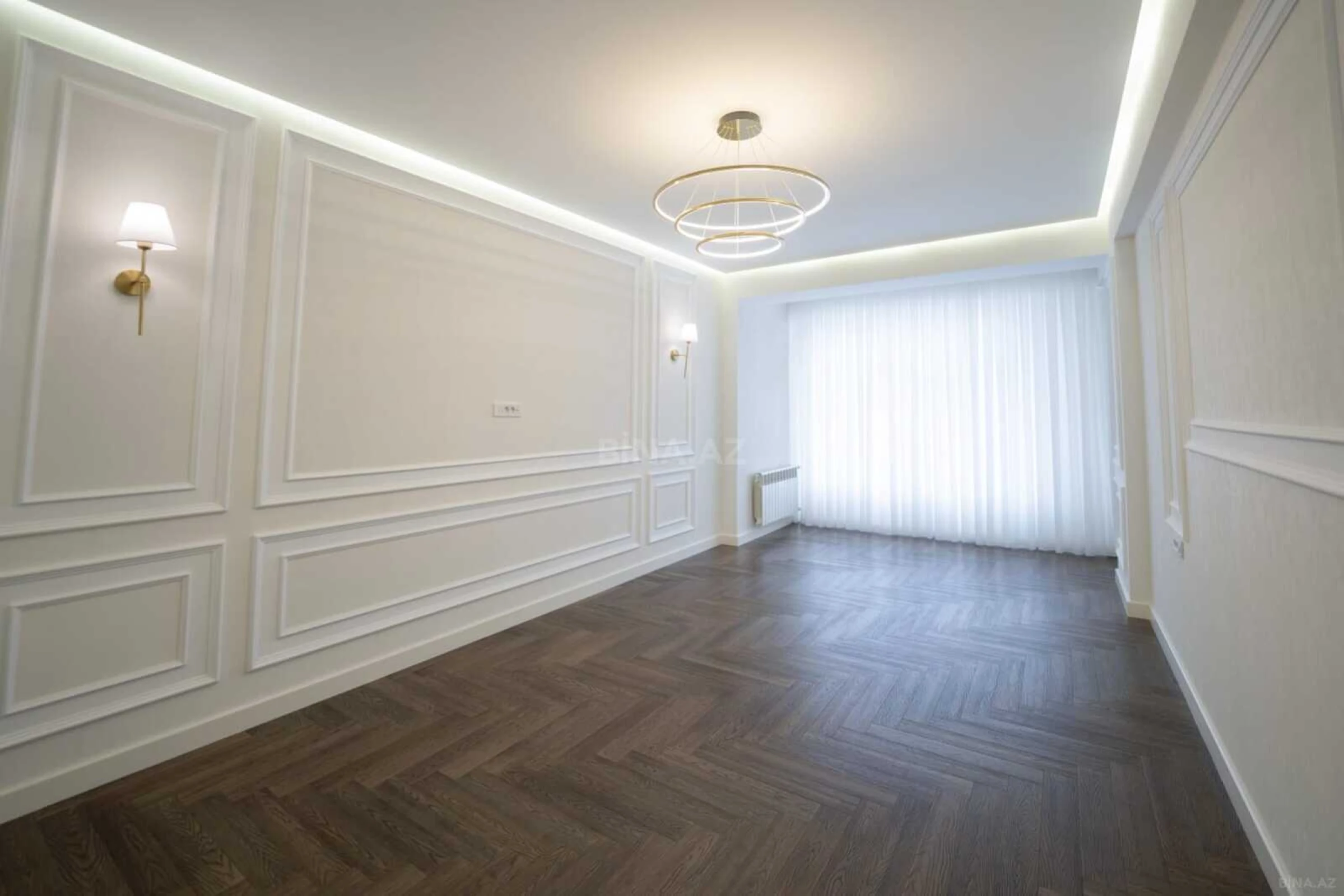 Satılır 3 otaqlı mənzil 125 m²